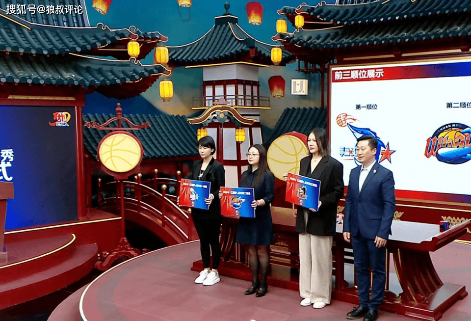 清华三名球员计划参加CBA选秀，杨曦皓不出意外会是状元的简单介绍
